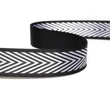 Load image into Gallery viewer, Top Zip Leather Shoulder Bag